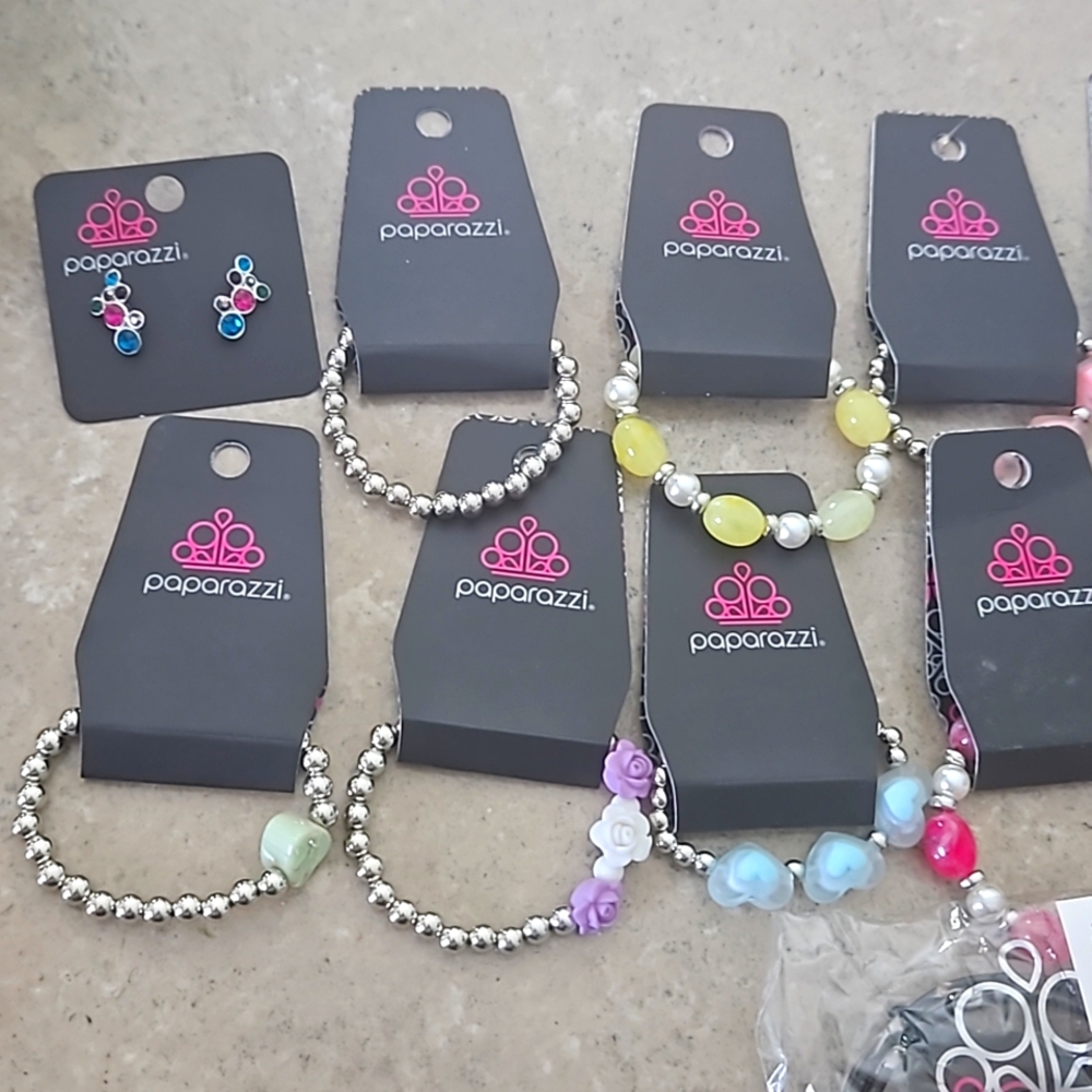 PAPARAZZI JEWELRY BUNDLE💍💎 Bracelets+Earrings+a ring+Necklace sets✨️ BRAND NEW